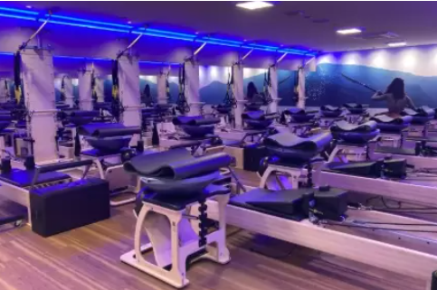【CLUB PILATES郡山店】ピラティス受付スタッフサムネイル